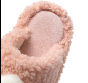 Cloudy Comfort Cartoon Plush Slippers - All Inclusive Family Treasures