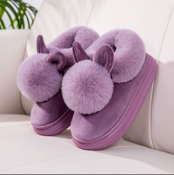 Snuggle into Cuteness with Bunny-Ear Winter Slippers