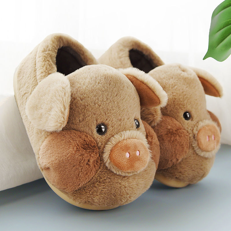 Snuggle-Ready Piggy Slippers for Ultimate Comfort