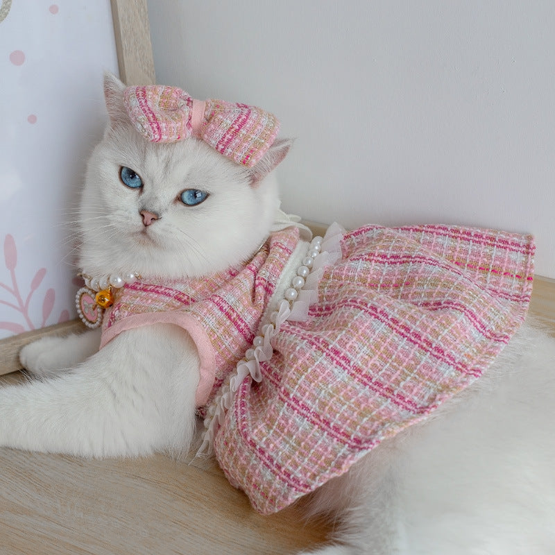 Chic Cat Fashion Dress – Elegance Redefined for Your Feline Friend - All Inclusive Family Treasures