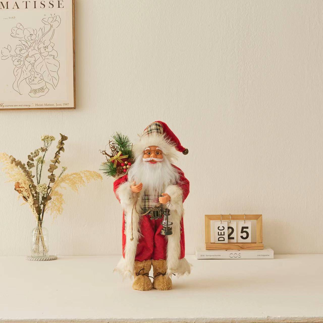 Charming Santa Claus Ornament - Festive Holiday Decor - All Inclusive Family Treasures