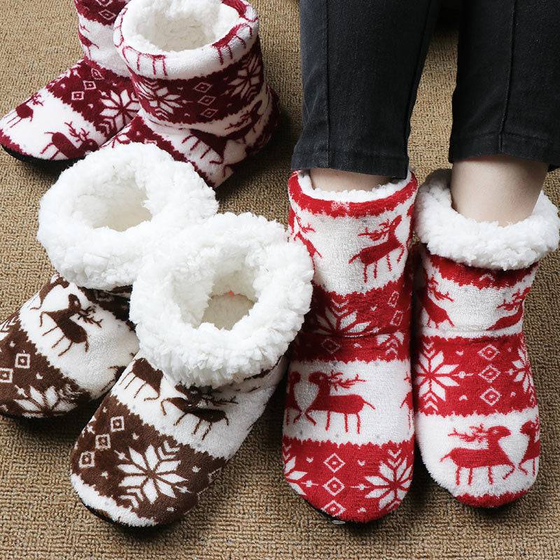 Cozy Elk Plush Slippers – Snuggle Up in Comfort! - All Inclusive Family Treasures