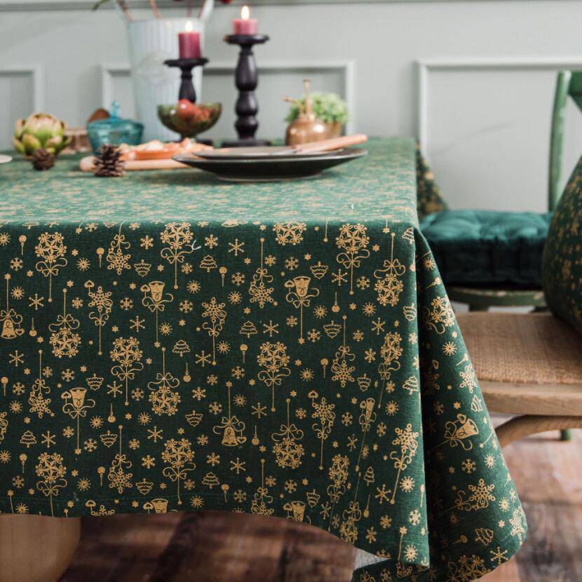 Elegant Christmas Gilded Tablecloth – Perfect for a Festive and Sophisticated Table Setting! - All Inclusive Family Treasures