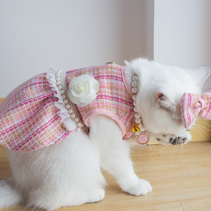 Chic Cat Fashion Dress – Elegance Redefined for Your Feline Friend - All Inclusive Family Treasures