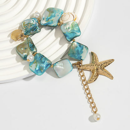 Dive into Elegance – The Ocean-Inspired Shell Bracelet