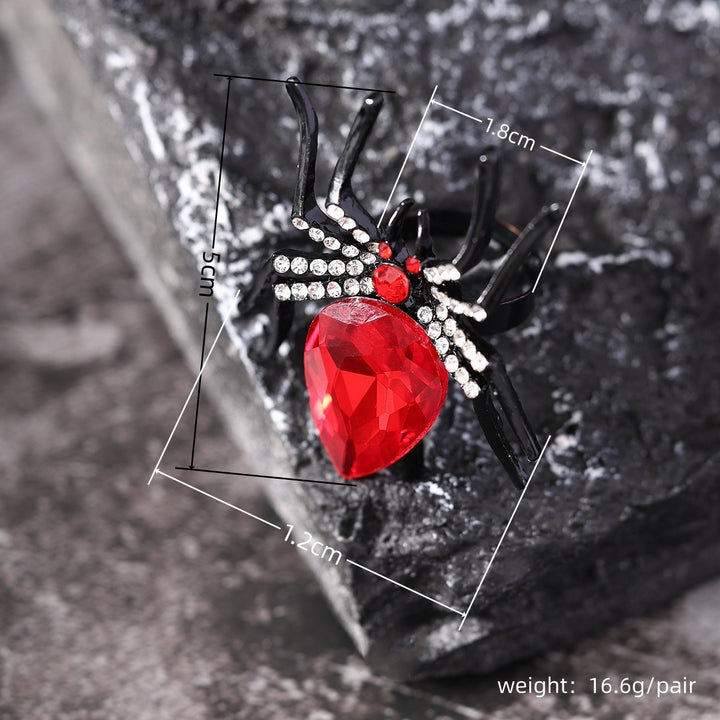 Glamorous Gothic Spider Ring with Rhinestones – Halloween Statement Jewelry