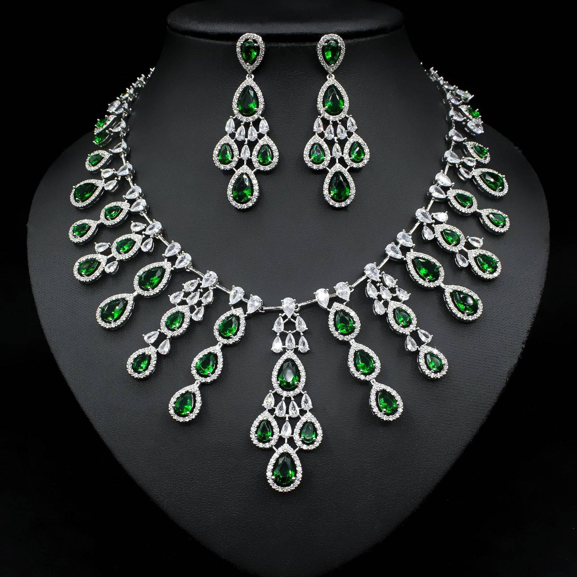 Exquisite Water Drop Zircon Necklace and Earrings Set – A Glamorous Statement for Special Occasions - All Inclusive Family Treasures