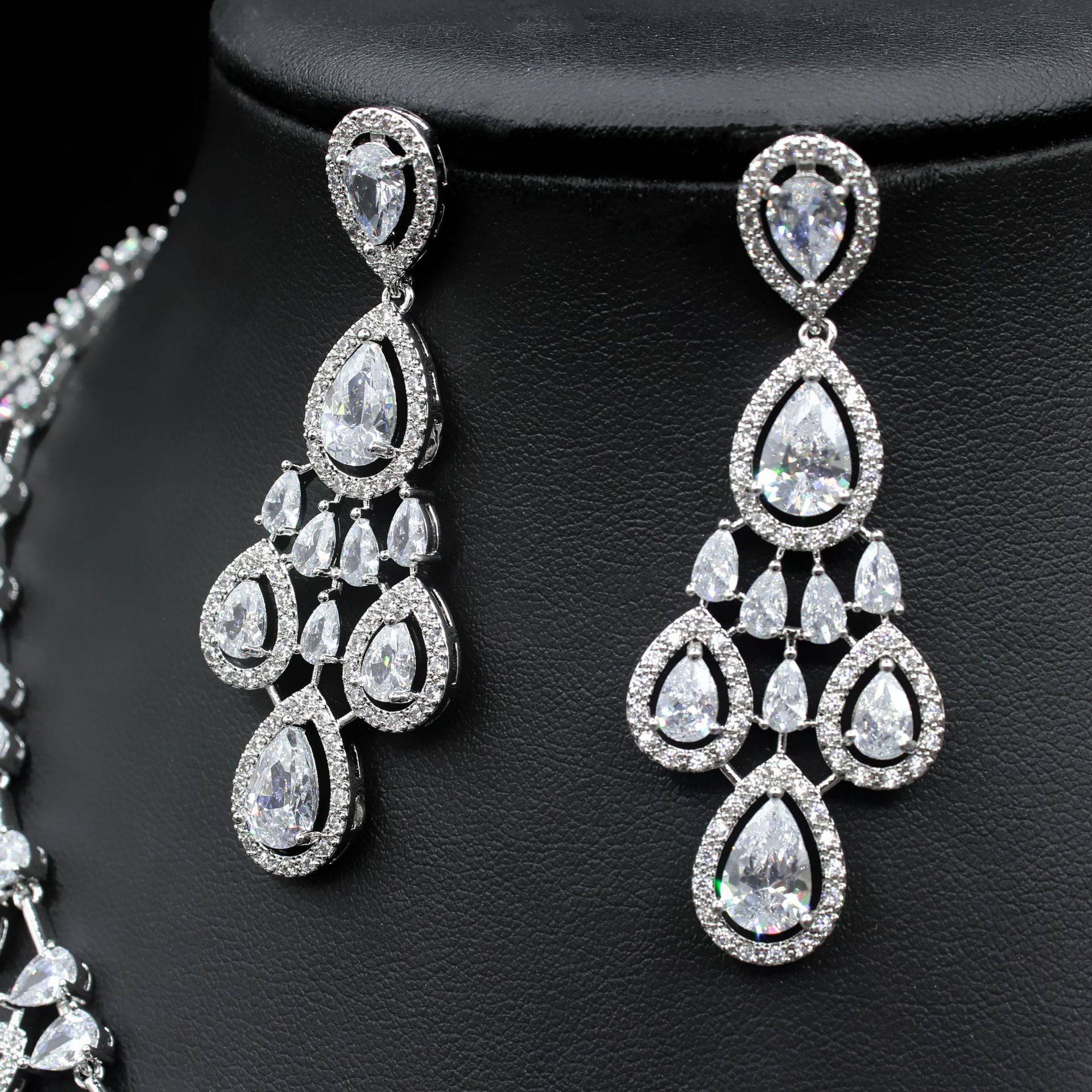 Exquisite Water Drop Zircon Necklace and Earrings Set – A Glamorous Statement for Special Occasions - All Inclusive Family Treasures