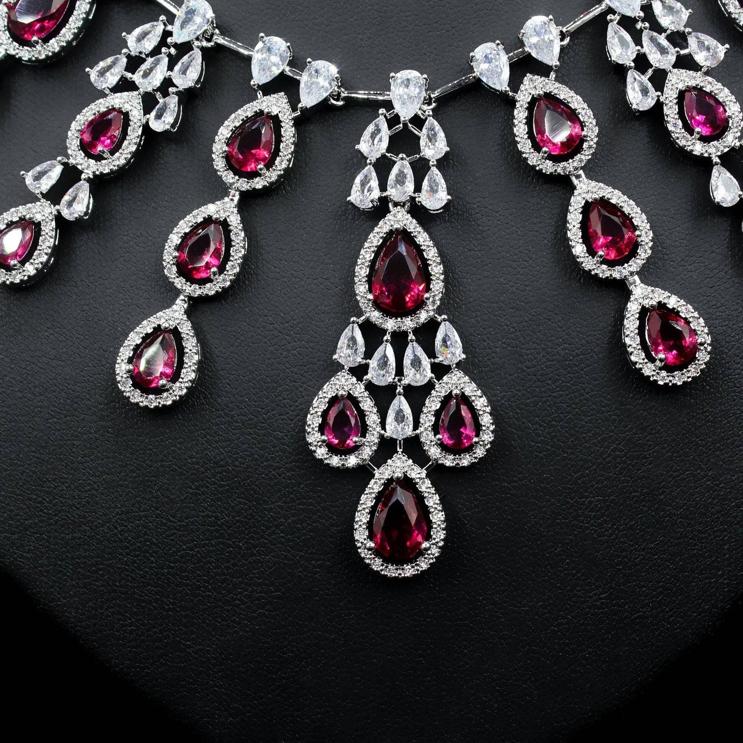 Exquisite Water Drop Zircon Necklace and Earrings Set – A Glamorous Statement for Special Occasions - All Inclusive Family Treasures