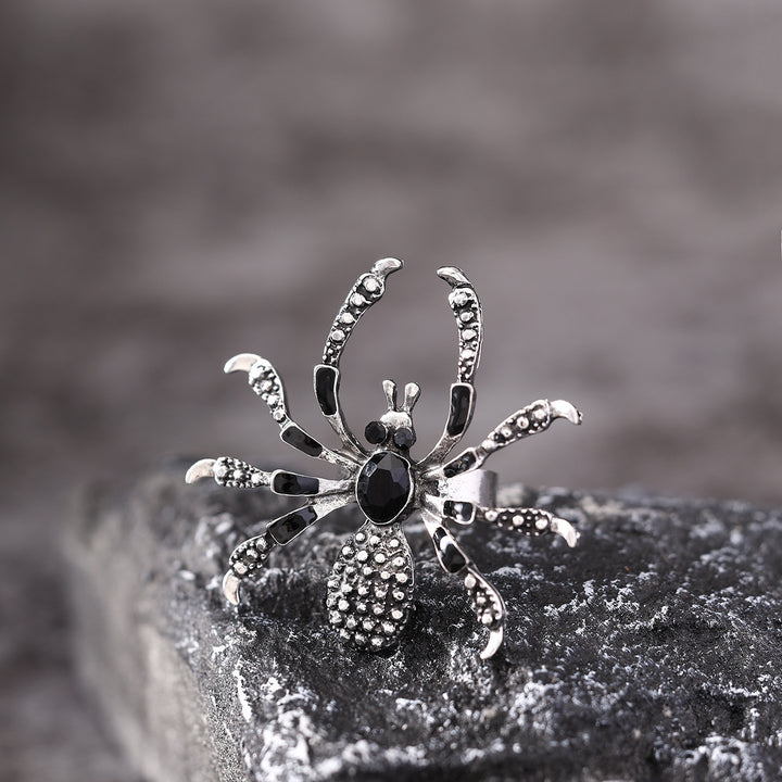 Glamorous Gothic Spider Ring with Rhinestones – Halloween Statement Jewelry