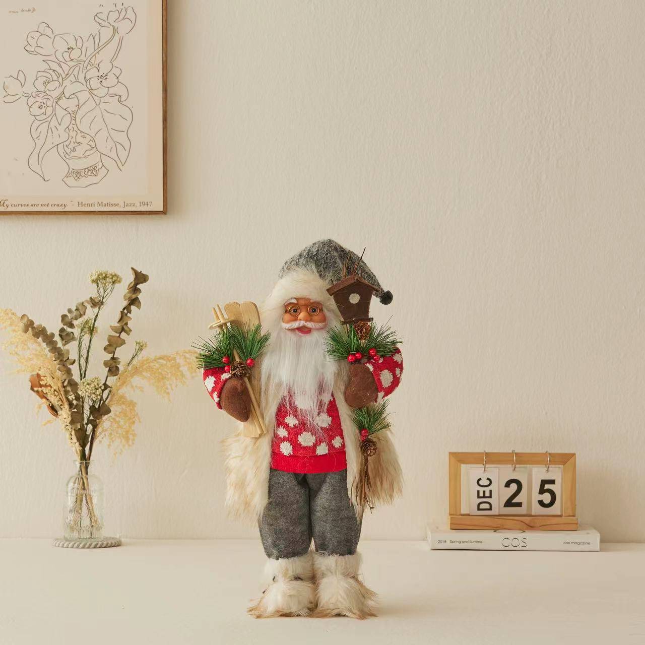 Charming Santa Claus Ornament - Festive Holiday Decor - All Inclusive Family Treasures