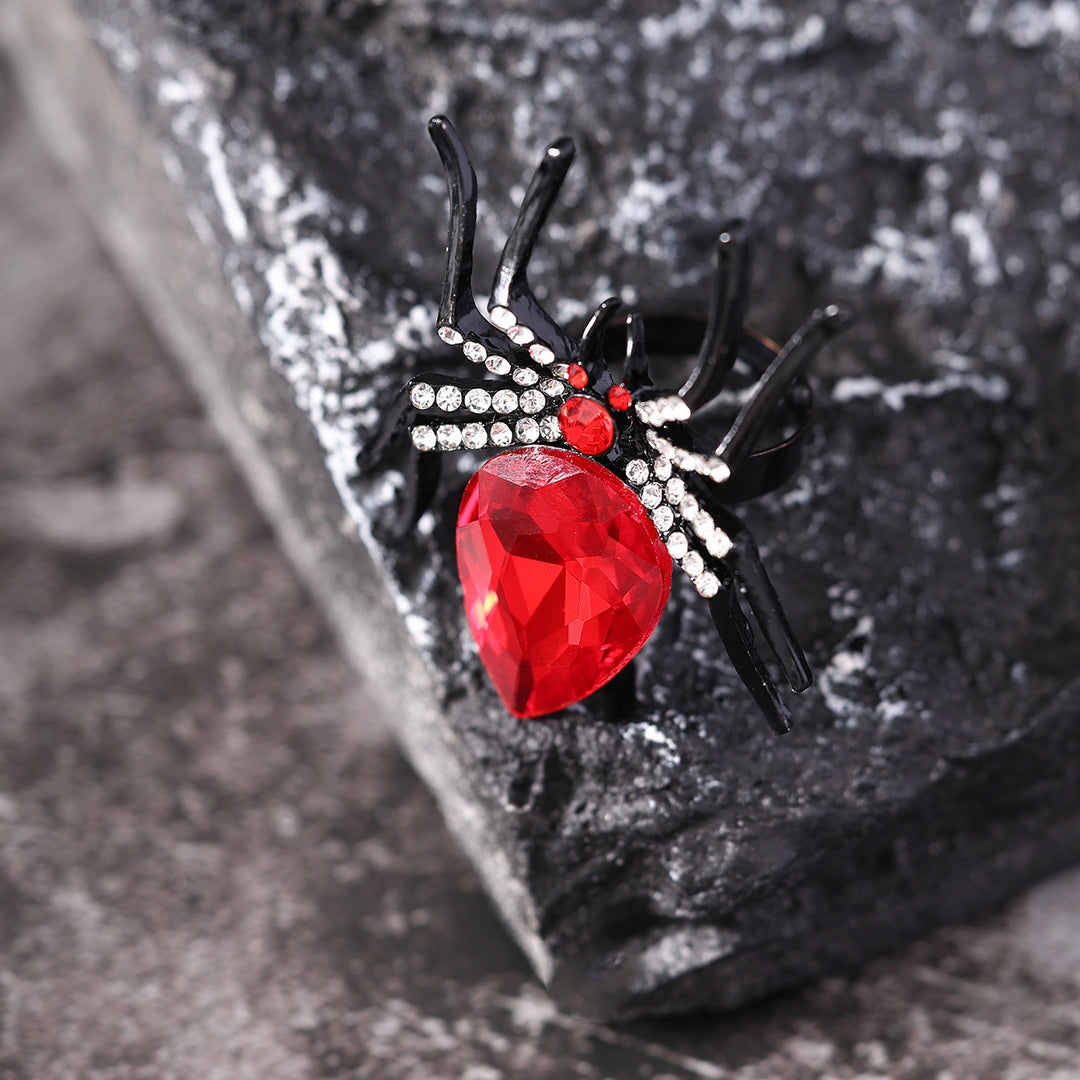 Glamorous Gothic Spider Ring with Rhinestones – Halloween Statement Jewelry