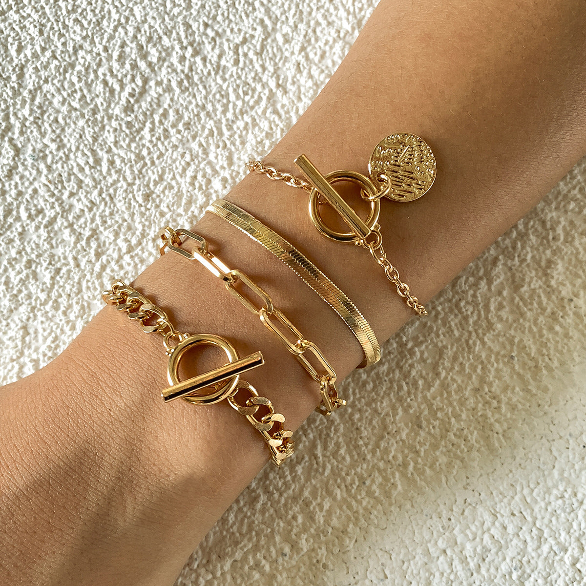 Effortless Elegance – The Ultimate Layered Bracelet Set