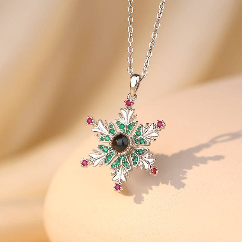 Enchanting Snowflake Projection Necklace – Christmas Gift for Women & Couples - All Inclusive Family Treasures