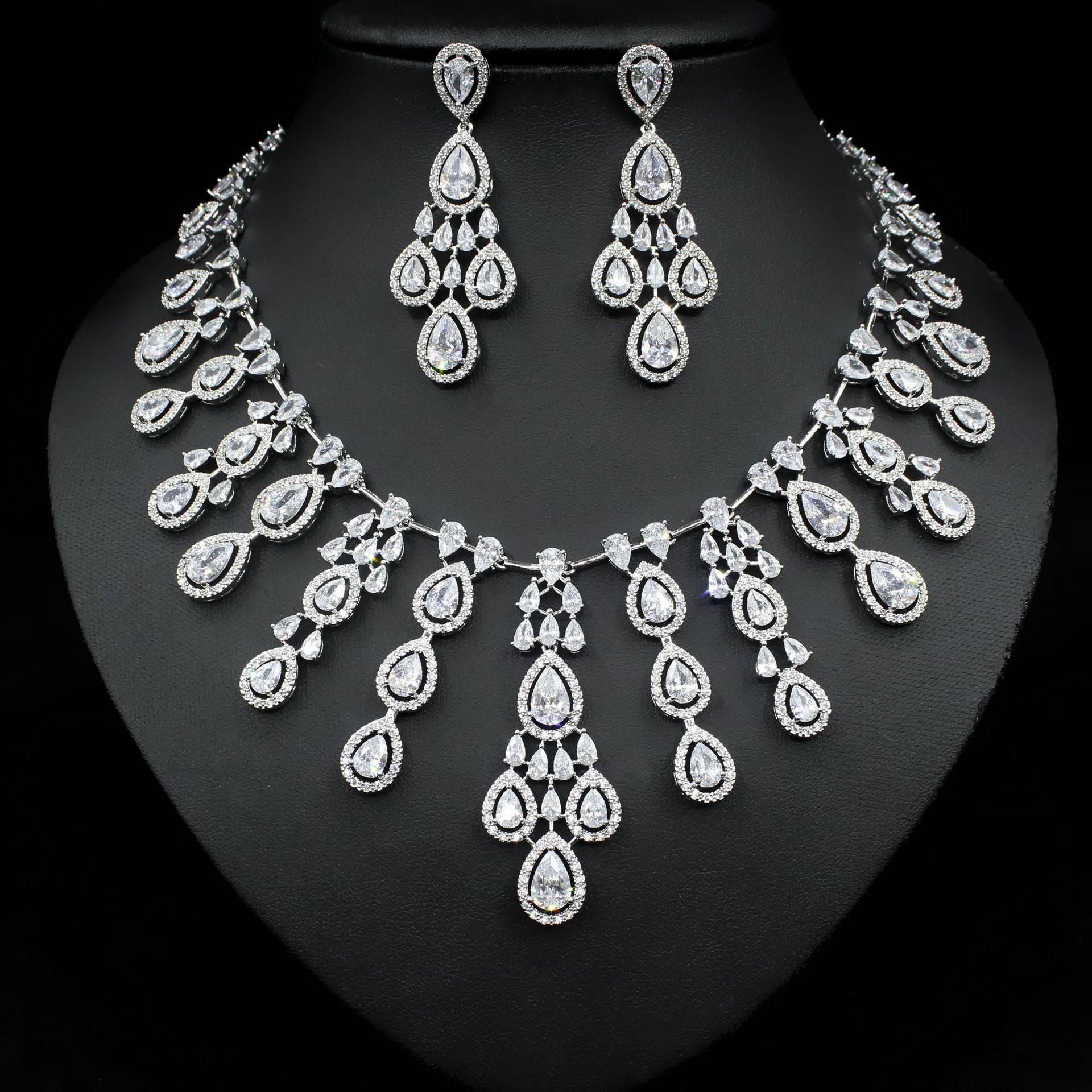 Exquisite Water Drop Zircon Necklace and Earrings Set – A Glamorous Statement for Special Occasions - All Inclusive Family Treasures