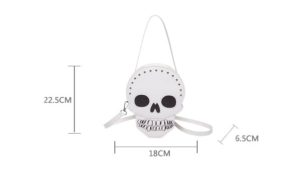 Skull Chic Crossbody – The Edgy Halloween Bag That Turns Heads