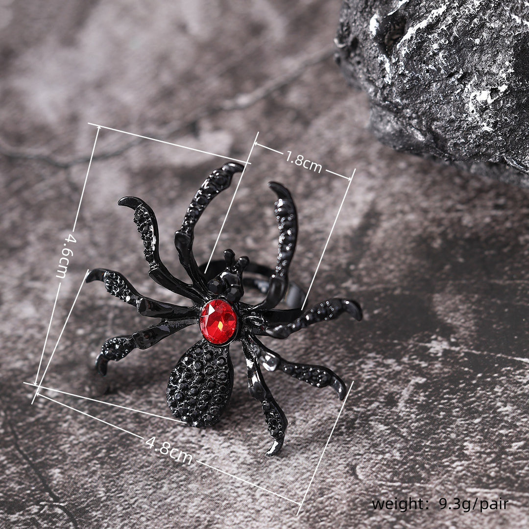 Glamorous Gothic Spider Ring with Rhinestones – Halloween Statement Jewelry