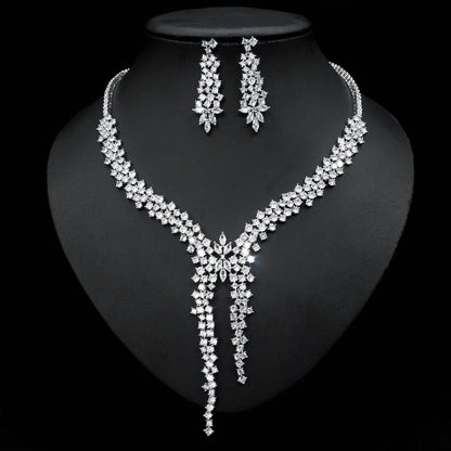 Exquisite Zircon Inlaid Necklace & Earrings Set – Dazzling Jewelry for Special Occasions - All Inclusive Family Treasures