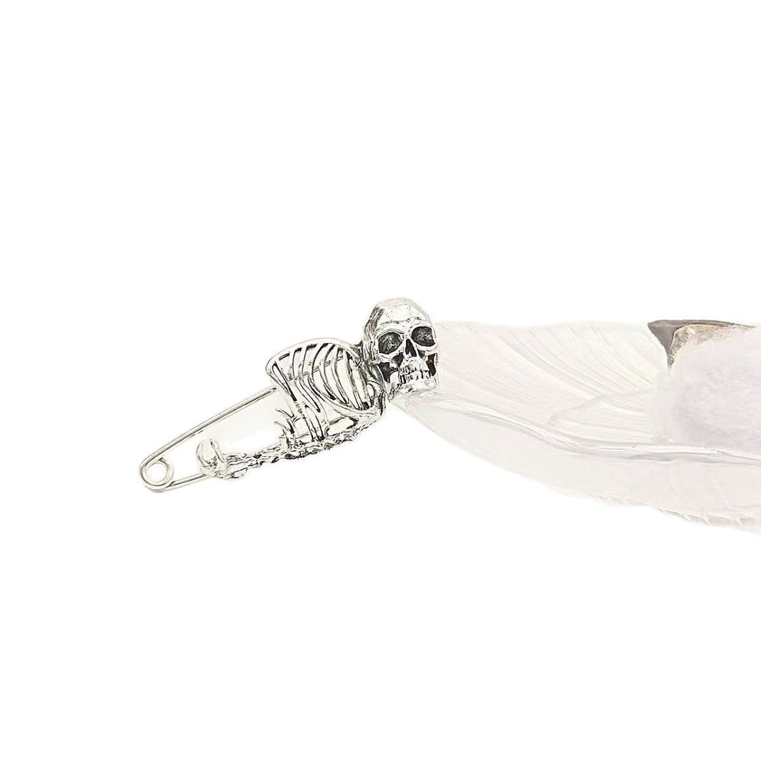 Vintage Skeleton Skull Brooch – Bold Gothic Pin for Halloween & Beyond