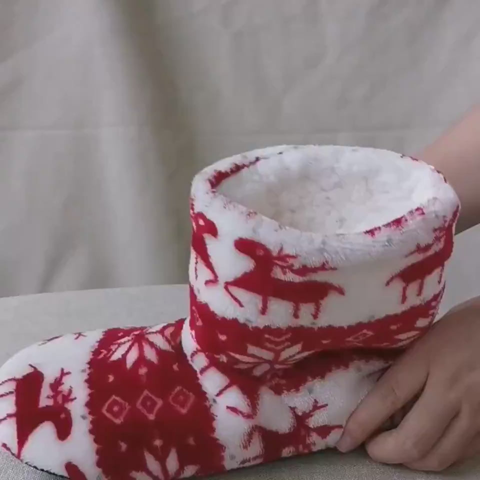 Cozy Elk Plush Slippers – Snuggle Up in Comfort!